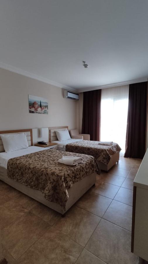 Bitez Risa Hotel Buitenkant foto