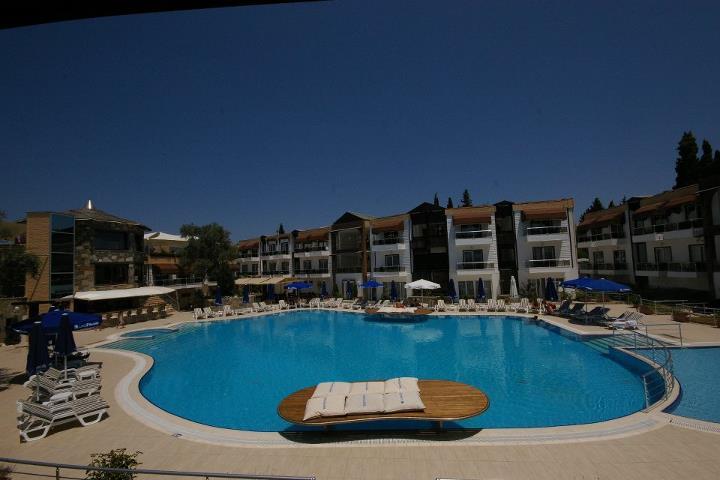 Bitez Risa Hotel Buitenkant foto