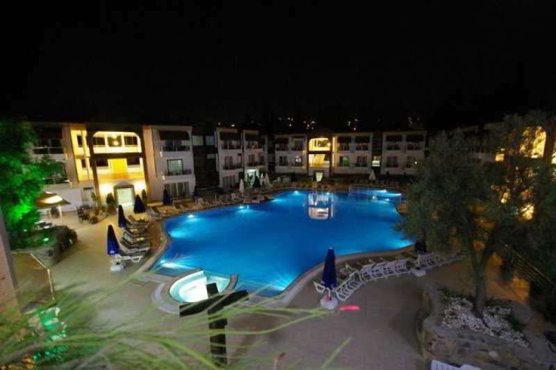 Bitez Risa Hotel Buitenkant foto
