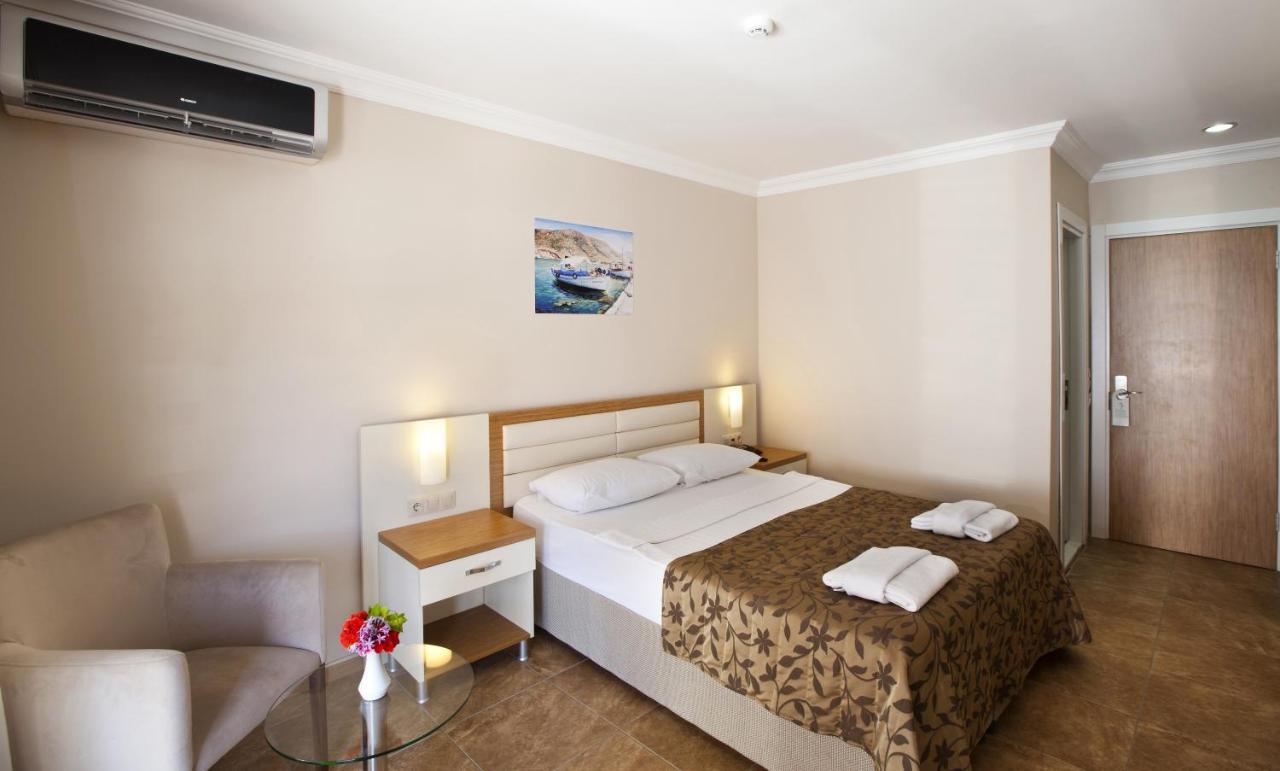 Bitez Risa Hotel Buitenkant foto