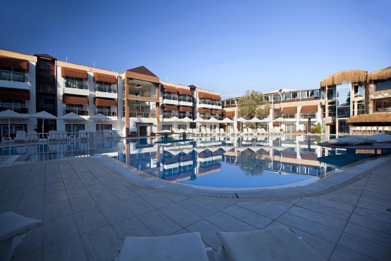 Bitez Risa Hotel Buitenkant foto