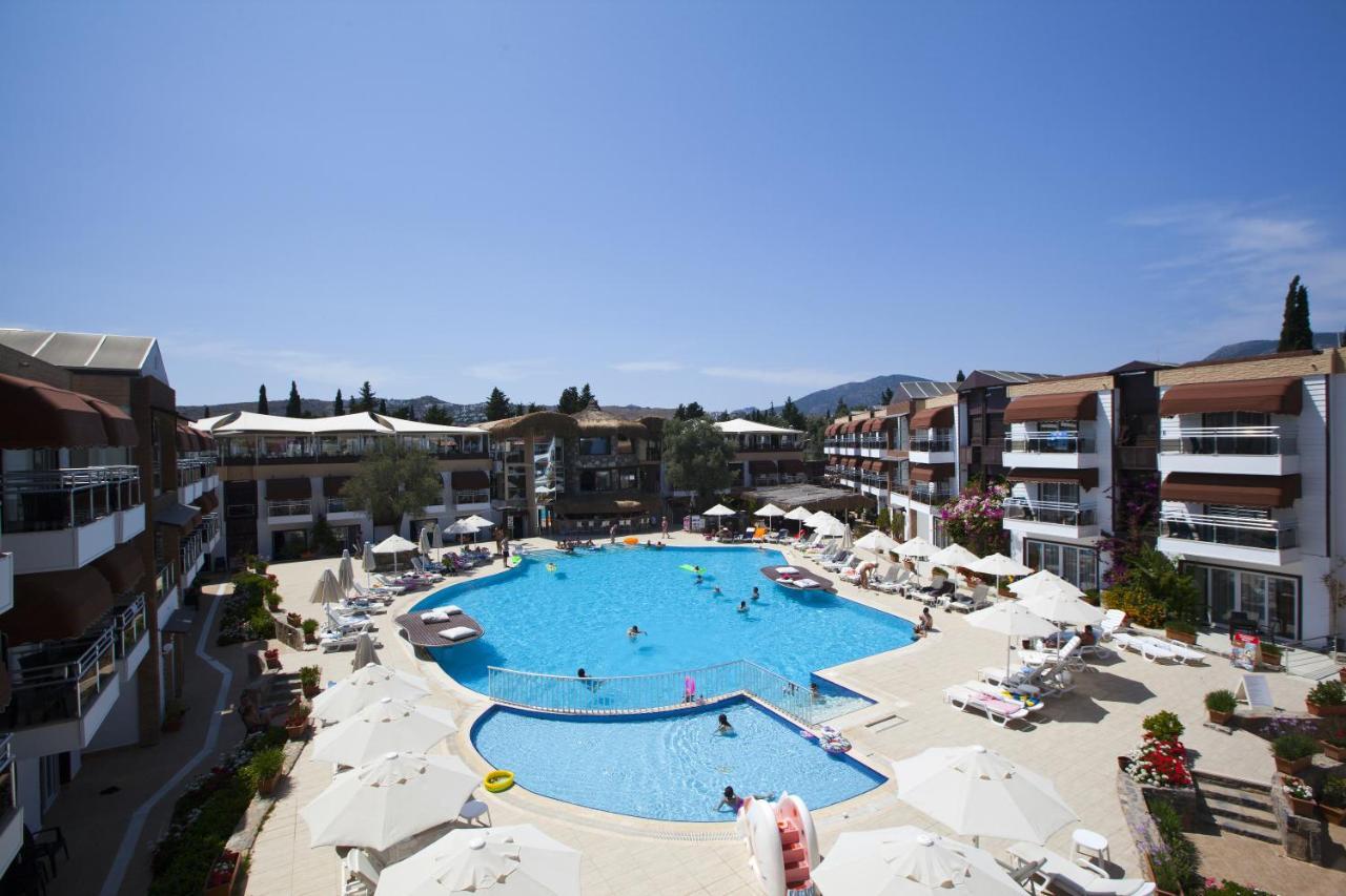 Bitez Risa Hotel Buitenkant foto