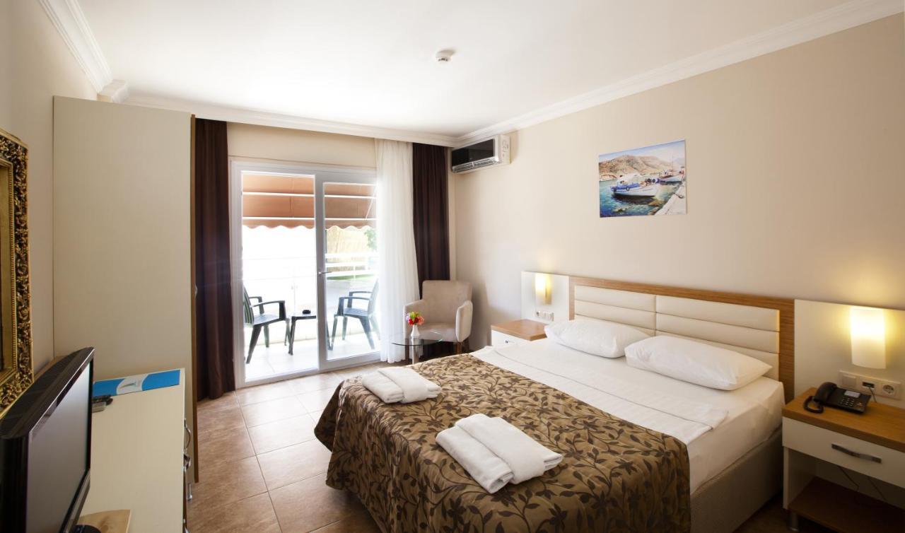 Bitez Risa Hotel Buitenkant foto
