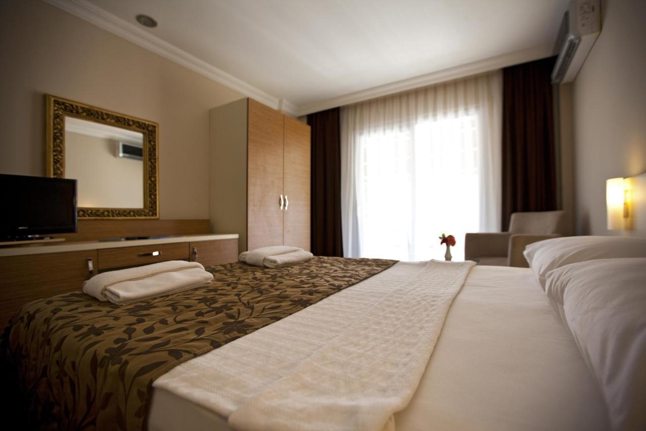 Bitez Risa Hotel Buitenkant foto